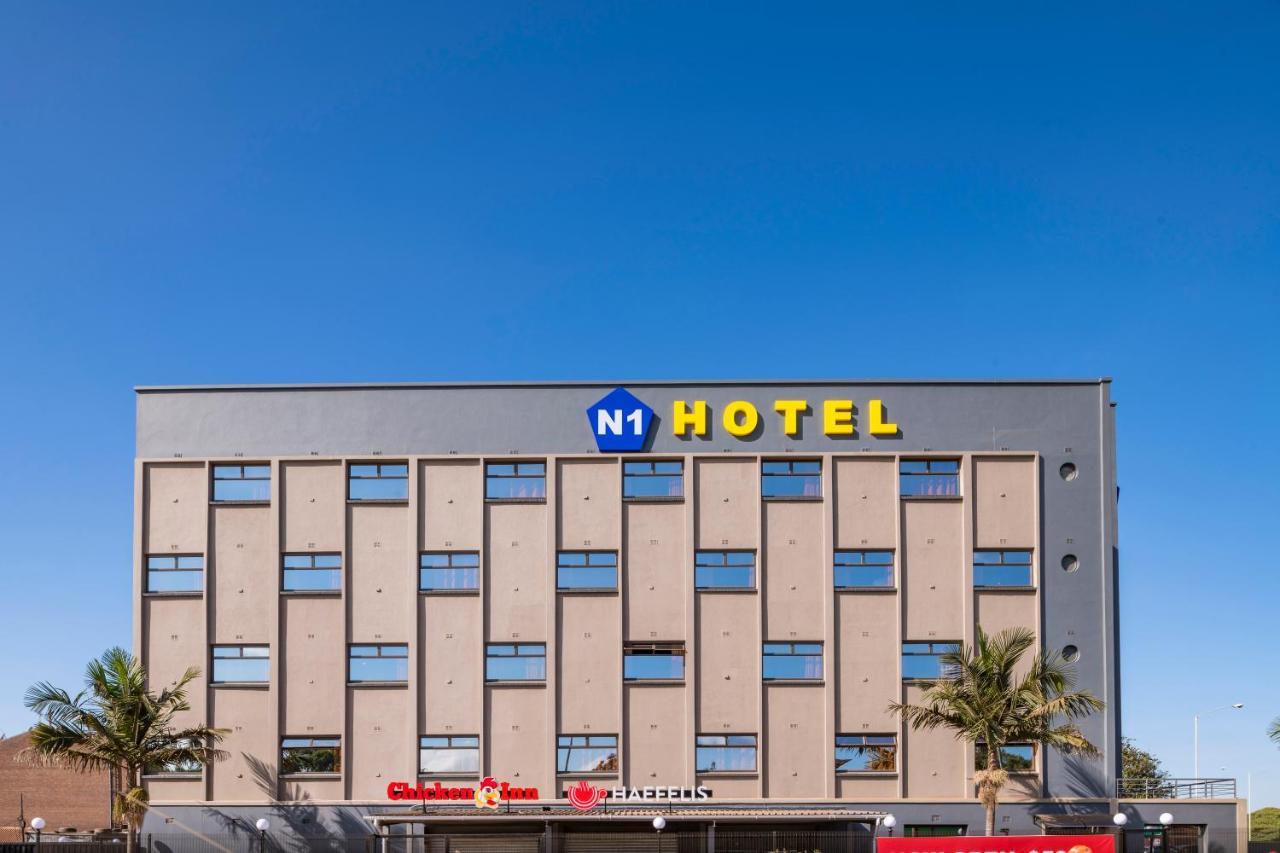 N1 Hotel Rotten Row Harare Zewnętrze zdjęcie